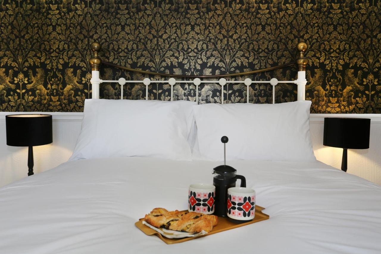 The Bishop And The Bison Bed and Breakfast York Exteriör bild