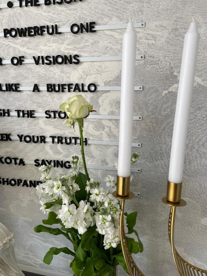 The Bishop And The Bison Bed and Breakfast York Exteriör bild