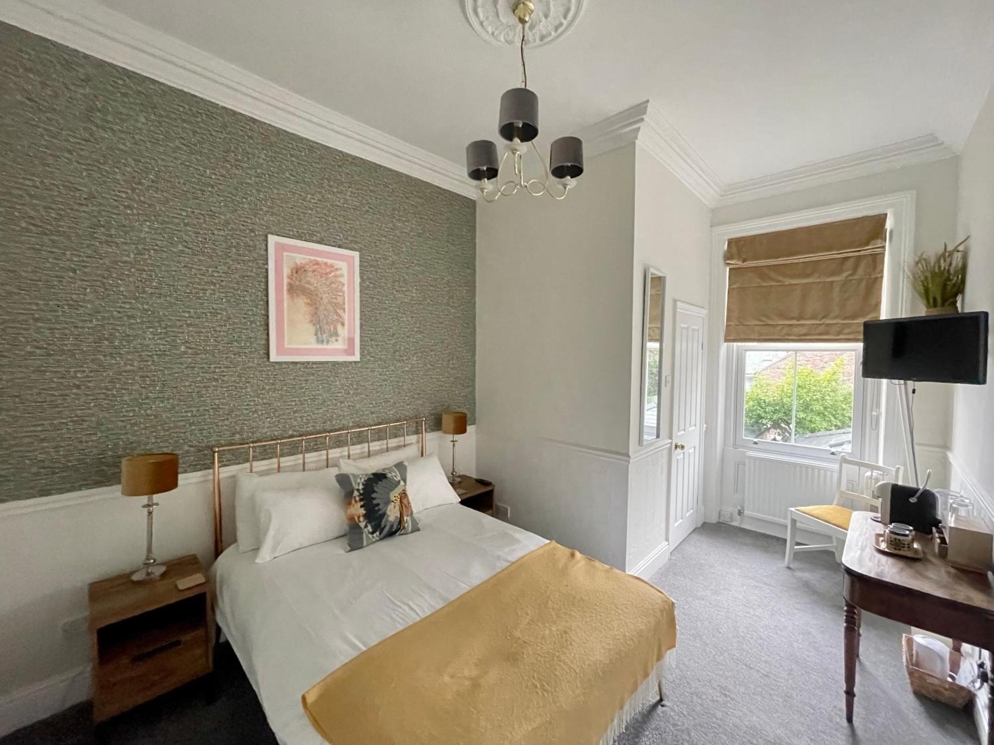 The Bishop And The Bison Bed and Breakfast York Rum bild